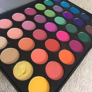 Morphe Pro 35 Color Glam Eyeshadow Makeup Palette